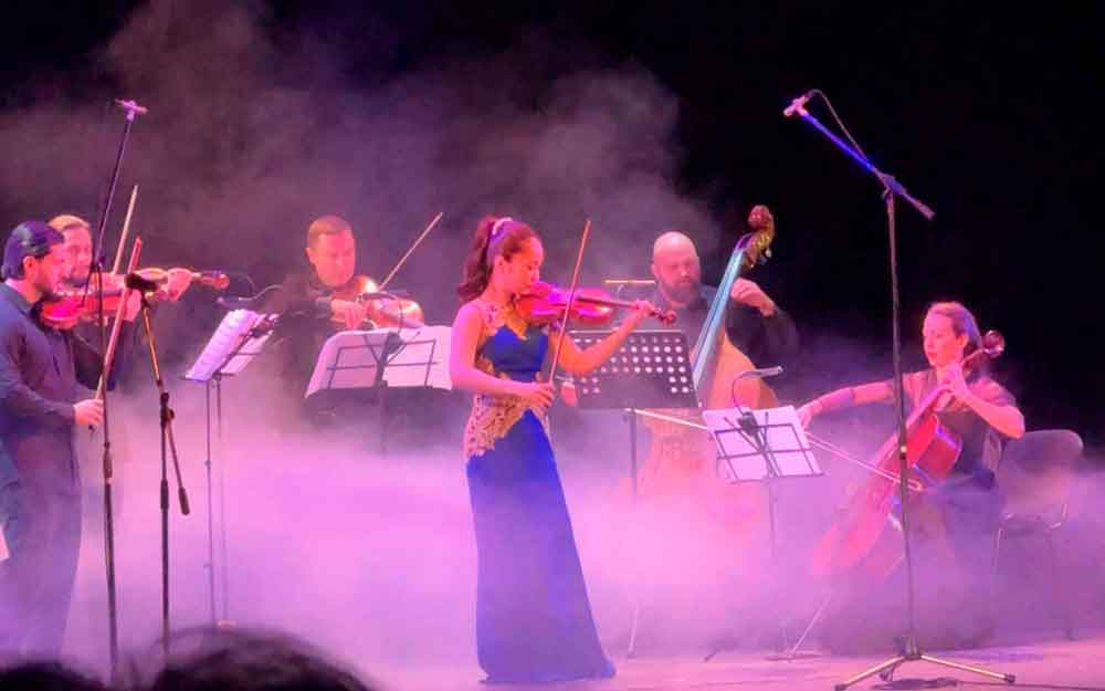 СКВОЗЬ ВРЕМЕНА, КУЛЬТУРЫ И МИРЫ